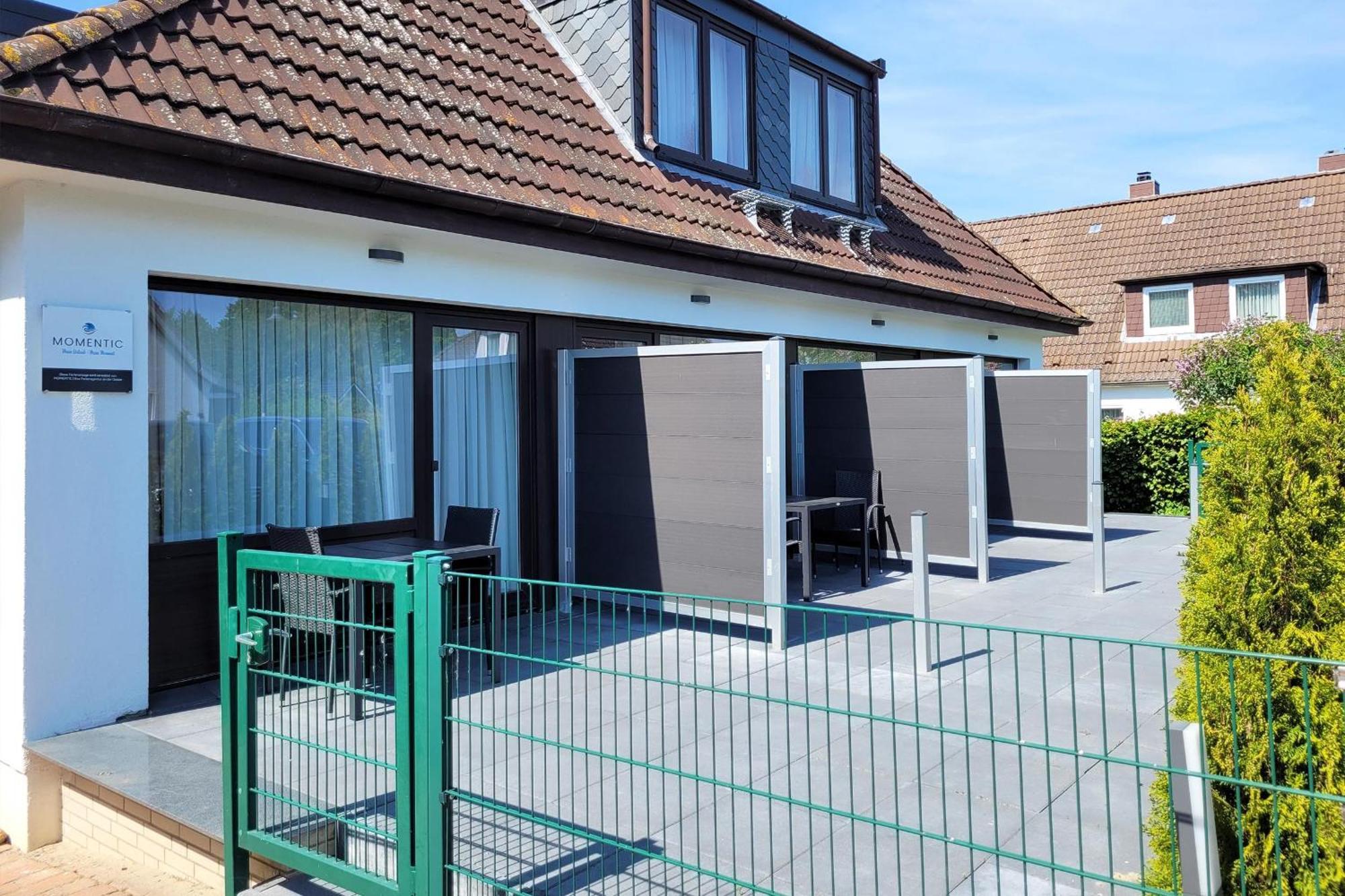 Strandnahe Luxus-Ferienwohnung mit Terrasse und Parkplatz Scharbeutz Exterior photo